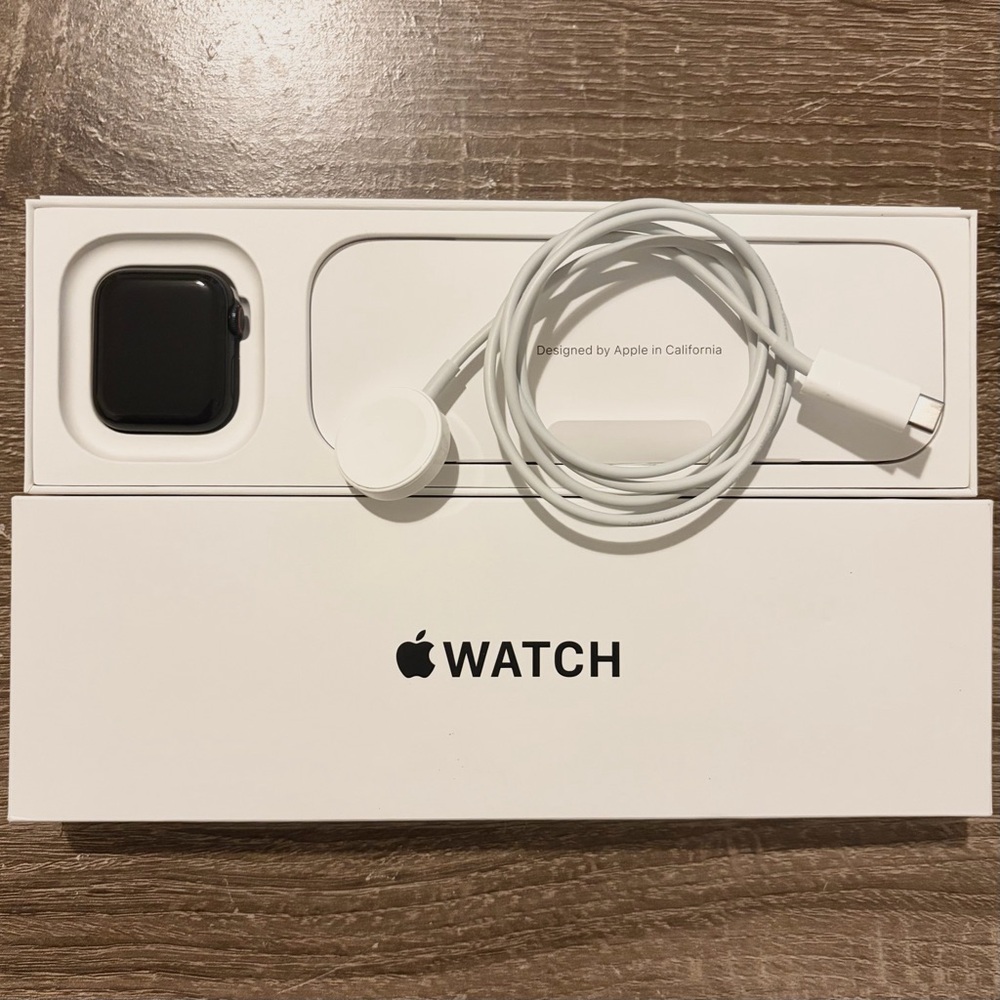 Apple Watch SE 2nd Generation 40mm
